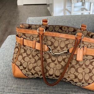 Coach purse bag hand and shoulder bag
